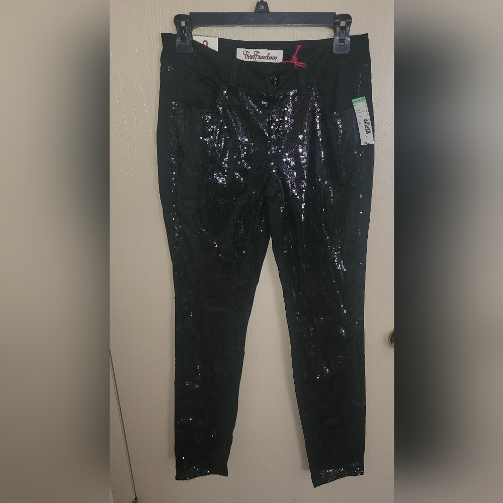 True Freedom Black Sequin Jeggings Skinny Style Vintage NWT size 9